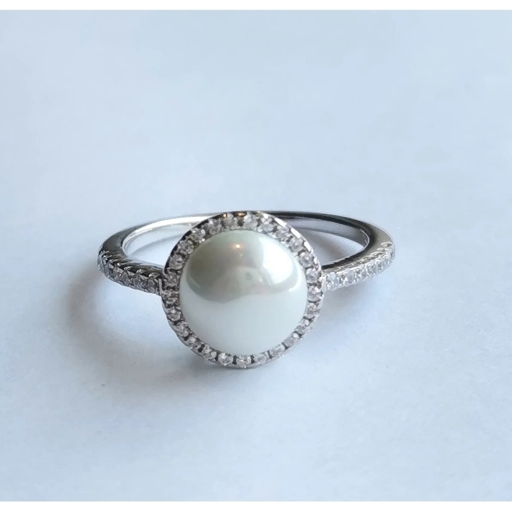White Freshwater Pearl with CZ Halo Ring Size 7